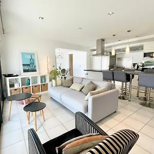 Maison Darchitecte Avec Rooftop Plages à Pieds , Larmor-Plage France