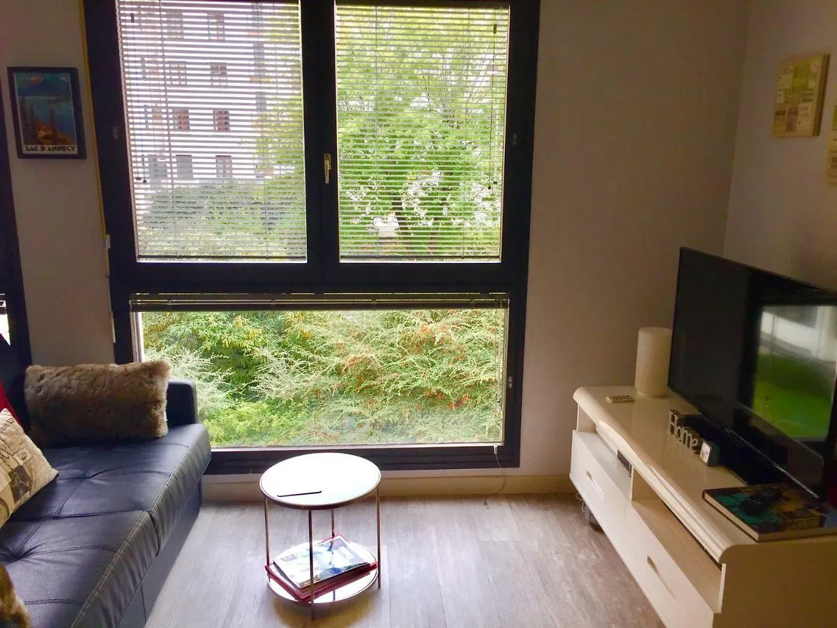 Studio Urban Chic Annecy 0*,  France